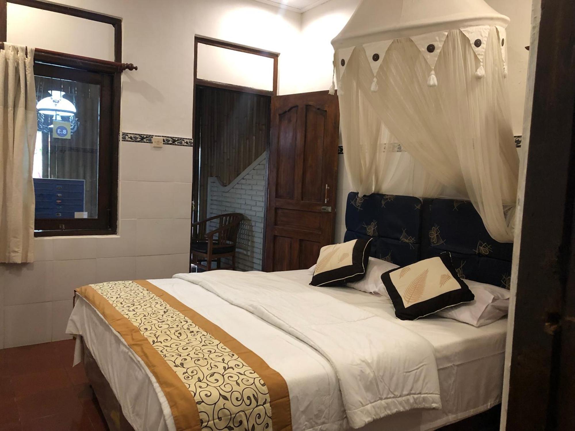 Homestay 1bd In Family Compound Ubud3, 15 Minute Walk To Yoga Barn Ubud (Bali)